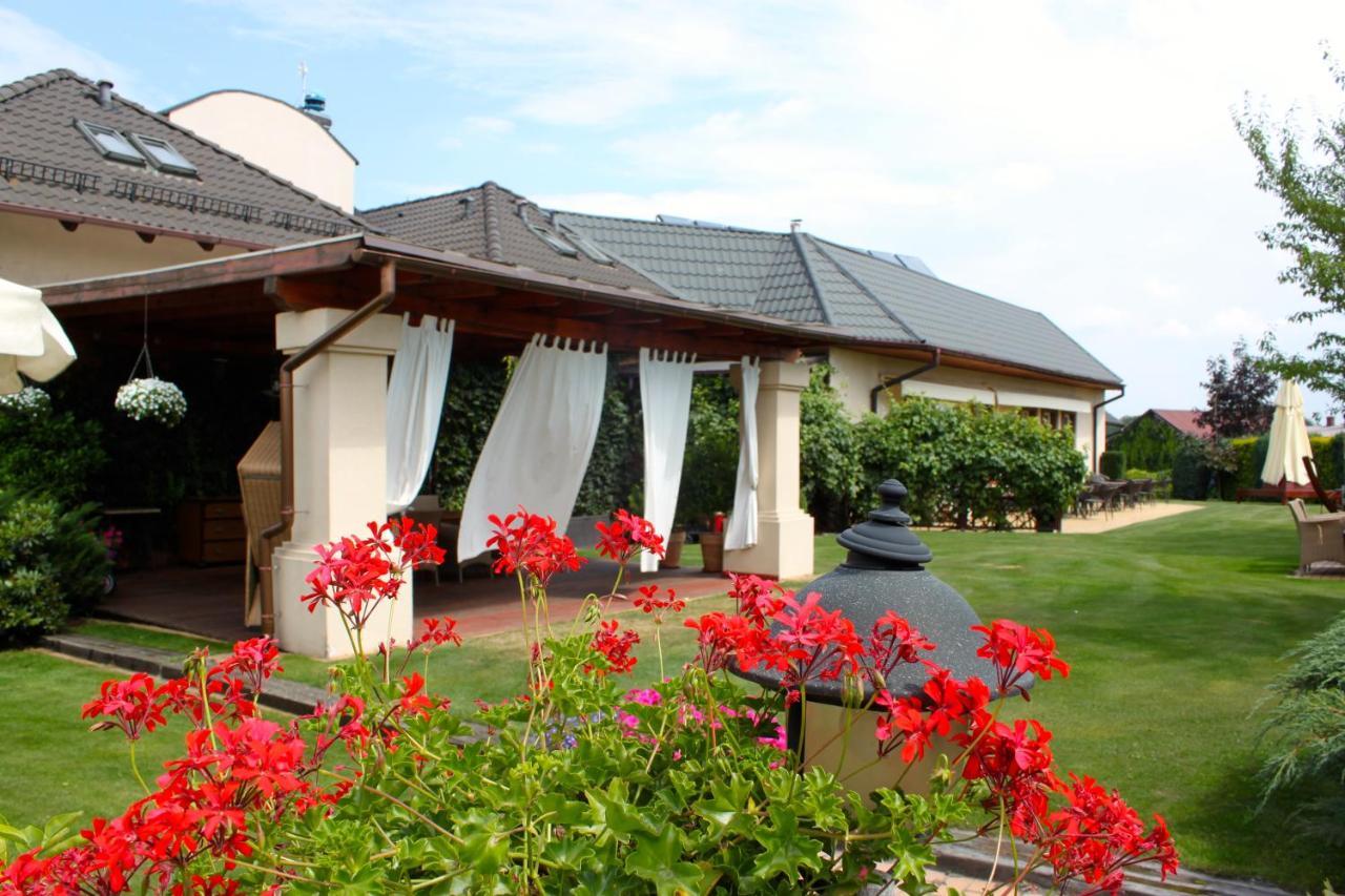 Dworek Szonowice Exterior foto